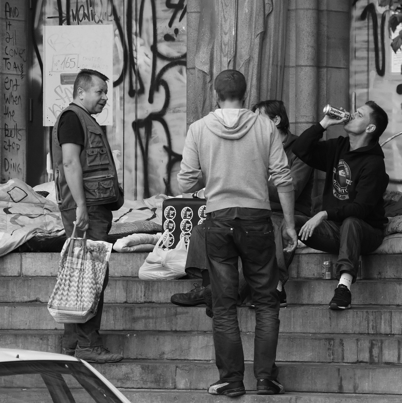 alcohol, drinking, drink, homeless people, poverty, men, people, homeless people, homeless people, homeless people, homeless people, homeless people